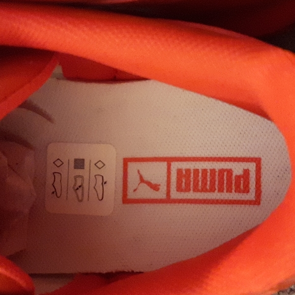 Puma Roma in High Risk Red with White. - Picture 7 of 10